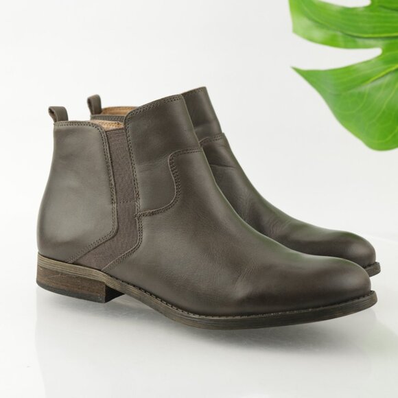 Franco Sarto Womens Kampton Boot Size 7.5 Gray Leather Zip Up Bootie Comfy Flat - Picture 1 of 10